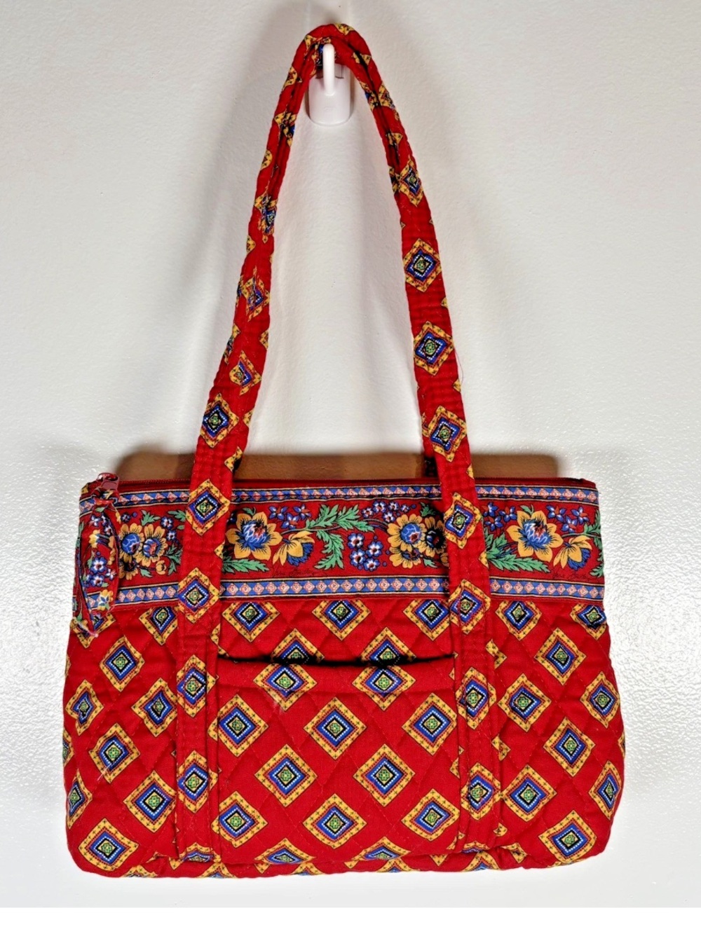 Vera Bradley Betsy Shoulder Bag Villa Red Pattern Purse Tote Vintage RETIRED